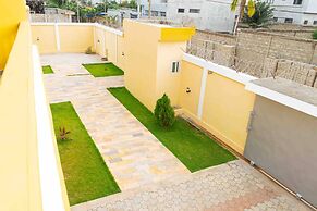 House 5 Mins From the Beach, 15 Mins From the Airport