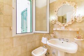 Casa del Mare with garden near the beach