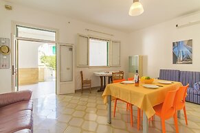 Casa del Mare with garden near the beach