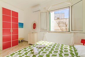 Casa del Mare with garden near the beach