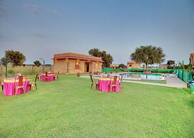 Moonlight Nature Resort & Swimming Pool