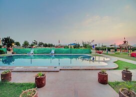 Moonlight Nature Resort & Swimming Pool