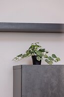 Apartment With Garden by Renters