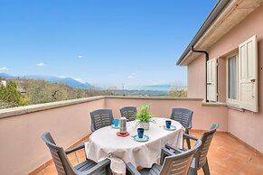 Profumo Del Garda Hilly Area and Lake vie