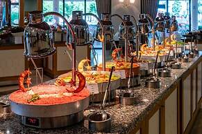 Palmeras Beach Hotel