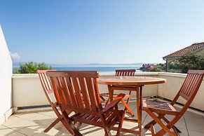 Sea Front - With Pool - H