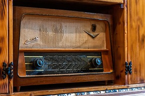 Galic - Stylish Getaway - H