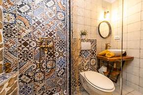 Galic - Stylish Getaway - H