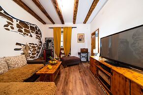 Galic - Stylish Getaway - H