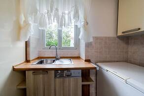 Galic - Stylish Getaway - H