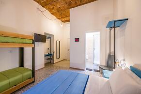 Via Milano Central Station Apartment