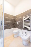 Via Milano Central Station Apartment