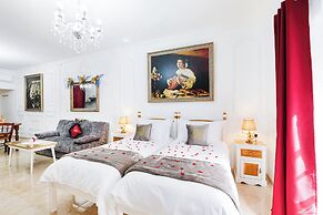 Nobilis Boutique Living