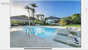 Srvittinivillas / Family/ Best Loc/ Casa de Campo Resort / Spacious/co