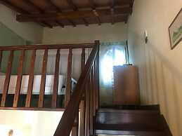 Loft Angela, Delizioso Bilocale con Soppalco, Centralissimo a Pietrasa