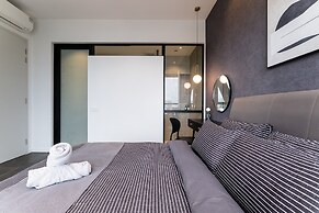 KLCC Modern Musical Sty 5Pax Scarletz Suite