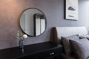 KLCC Modern Musical Sty 5Pax Scarletz Suite