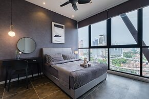 KLCC Modern Musical Sty 5Pax Scarletz Suite