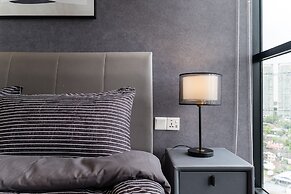 KLCC Modern Musical Sty 5Pax Scarletz Suite