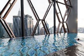 KLCC Modern Musical Sty 5Pax Scarletz Suite