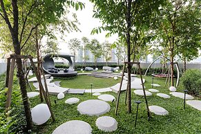 KLCC Modern Musical Sty 5Pax Scarletz Suite