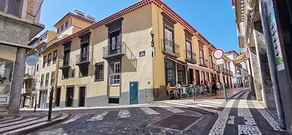new Apartment in the Historic Center of the City of Funchal Island of 