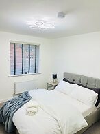 Cozy Coventry Retreat With 2 Bedrooms House