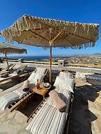 Villa Mira Paros  Luxury Suites