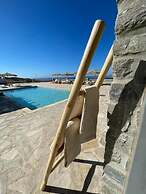 Villa Mira Paros  Luxury Suites