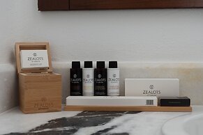 Villa Mira Paros  Luxury Suites