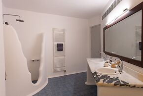 Villa Mira Paros  Luxury Suites