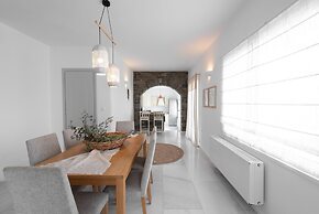 Villa Mira Paros  Luxury Suites