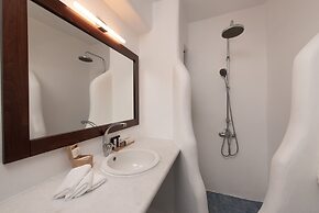 Villa Mira Paros  Luxury Suites