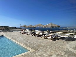 Villa Mira Paros  Luxury Suites