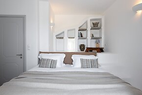 Villa Mira Paros  Luxury Suites