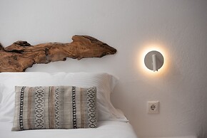 Villa Mira Paros  Luxury Suites