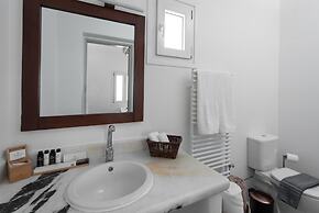 Villa Mira Paros  Luxury Suites