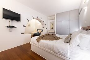 Villa Mira Paros  Luxury Suites