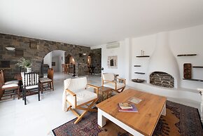 Villa Mira Paros  Luxury Suites
