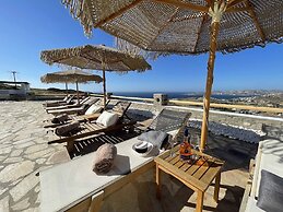 Villa Mira Paros  Luxury Suites