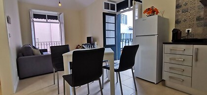 Apartment With Beautiful View of the Center, Funchal - Portugal