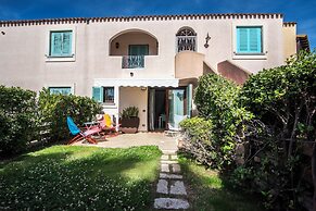 Mono Le Vele 700m From The Beach