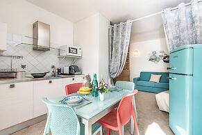 Mono Le Vele 700m From The Beach