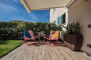 Mono Le Vele 700m From The Beach