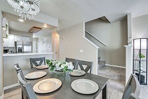 5 Mi to Ski Resort: Mtn-view Townhome in Dillon