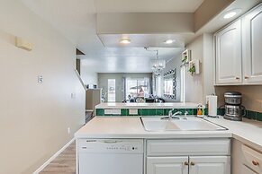 5 Mi to Ski Resort: Mtn-view Townhome in Dillon