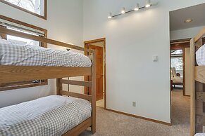 Walk to Chairlifts: Breck Condo w/ Private Patio