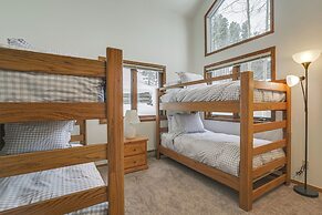 Walk to Chairlifts: Breck Condo w/ Private Patio