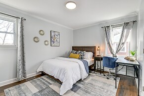 Newly Updated Home ~ 3 Mi to Downtown Charlotte!