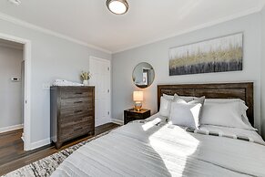 Newly Updated Home ~ 3 Mi to Downtown Charlotte!